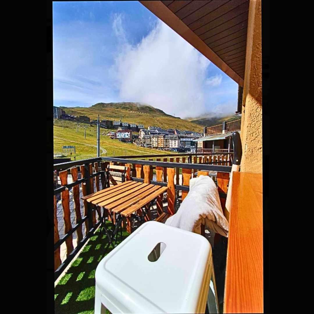 Suitetrails - SkiinSkiout Wifi Guardaesquís y Relax TETRAS