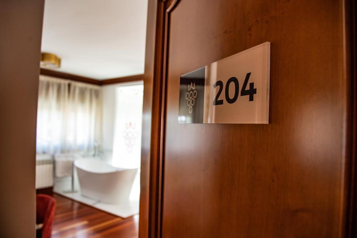 Un baño de Hotel Spa Viña Real