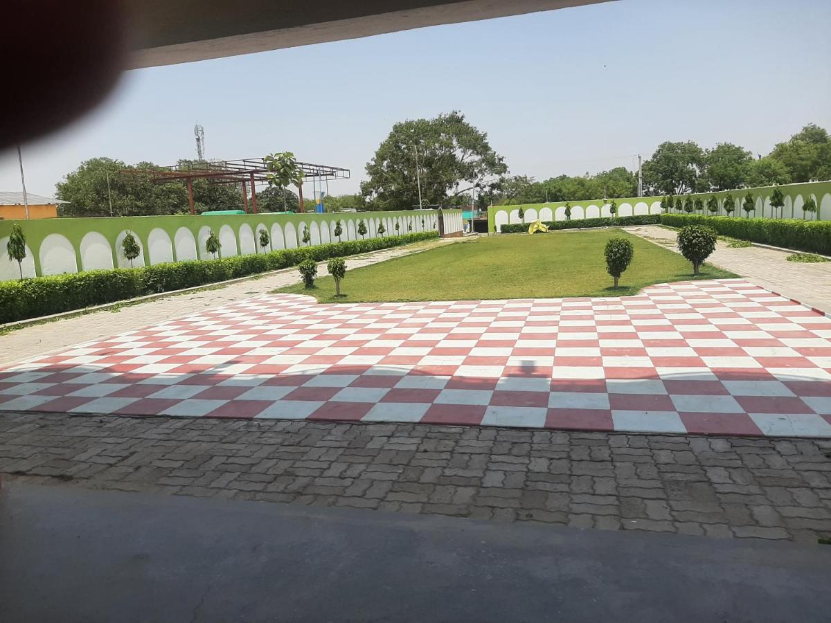 Hotel Vaidehi - Housity