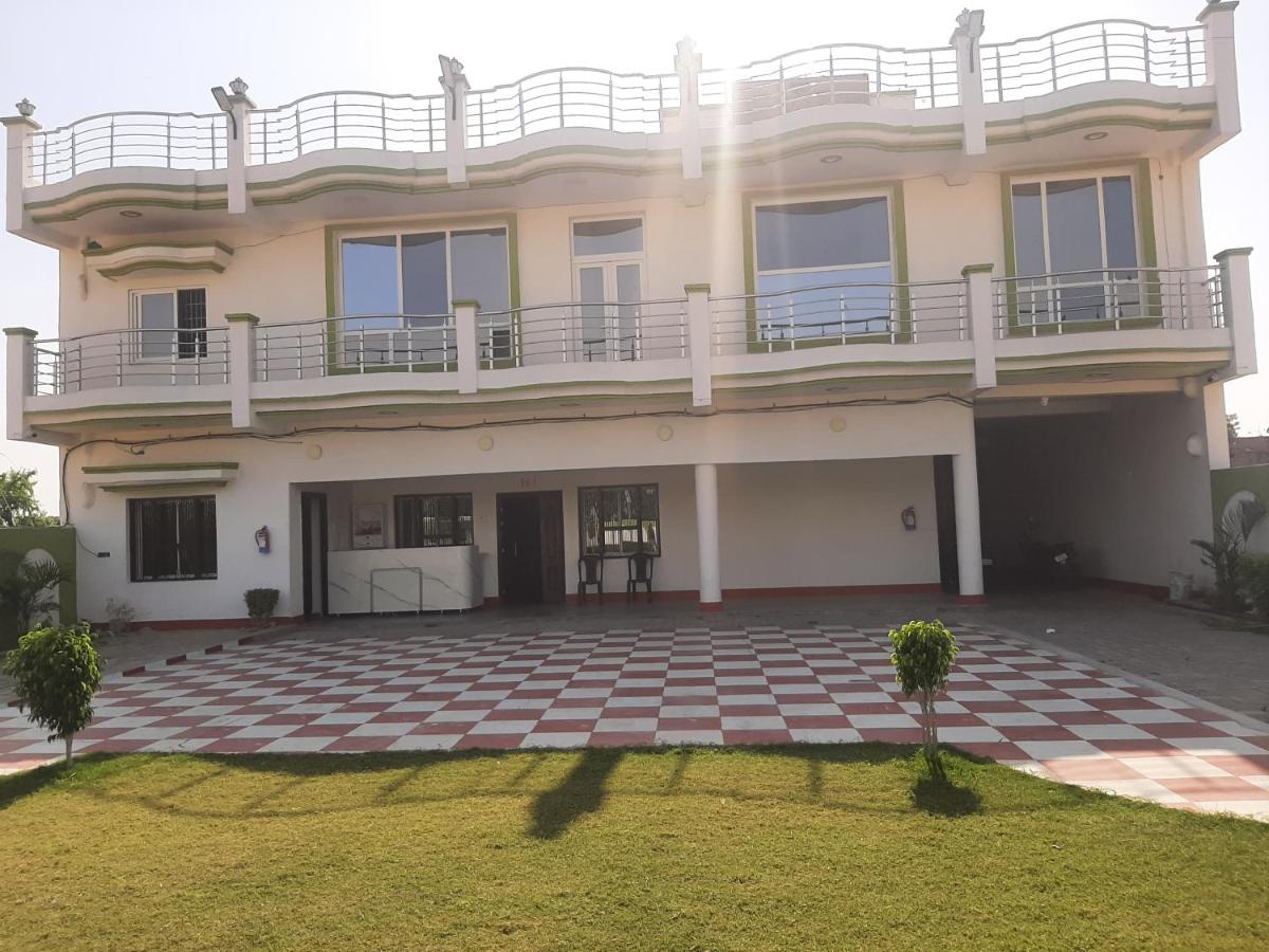 Hotel Vaidehi - Housity
