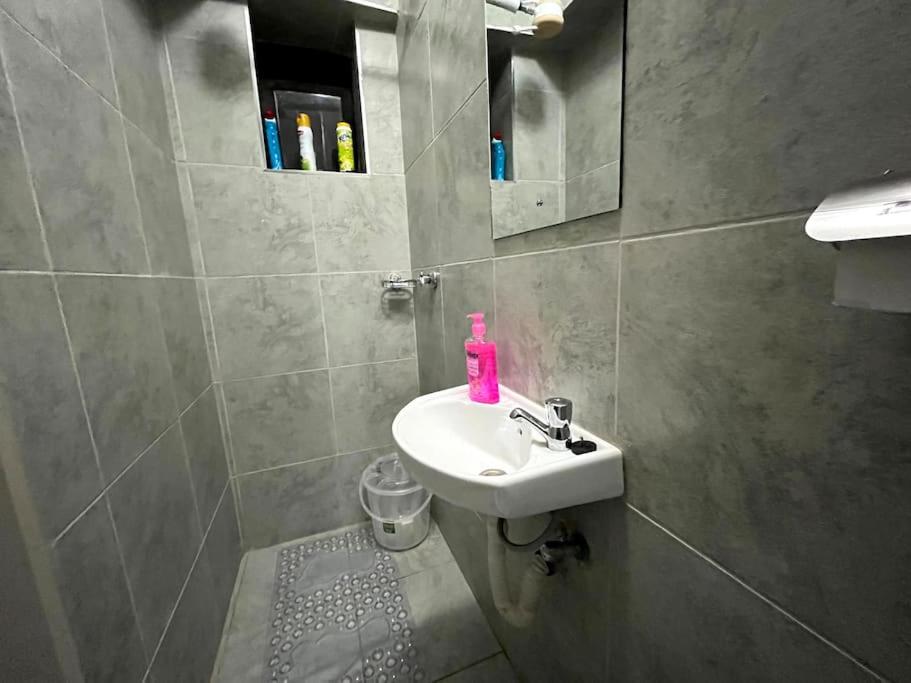 Tsavo Sunset Studio, Thindigua, Kiambu Road - Housity
