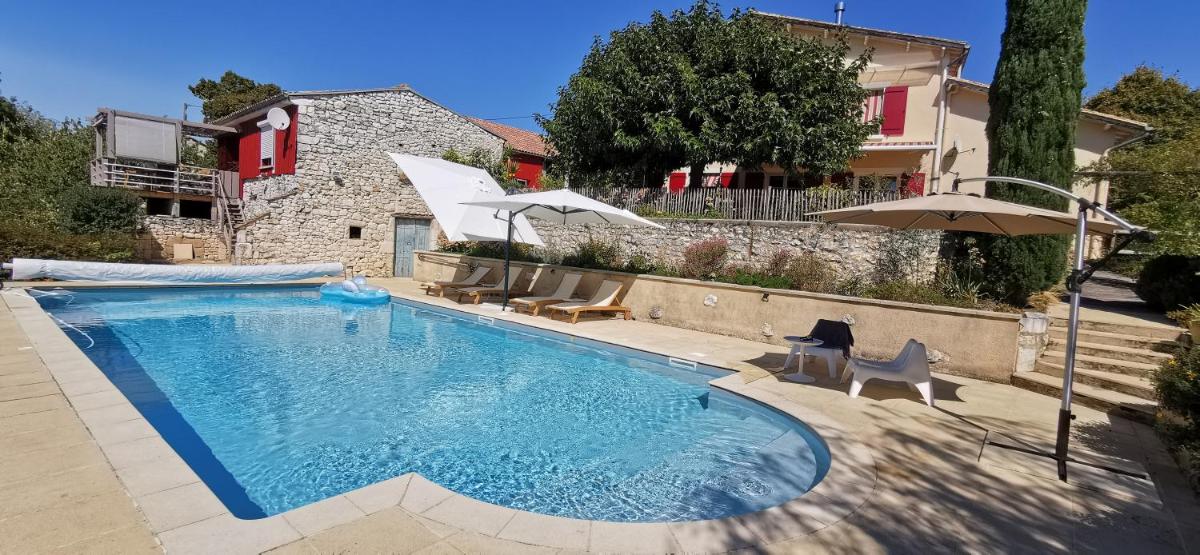 Rabbit House - Housity