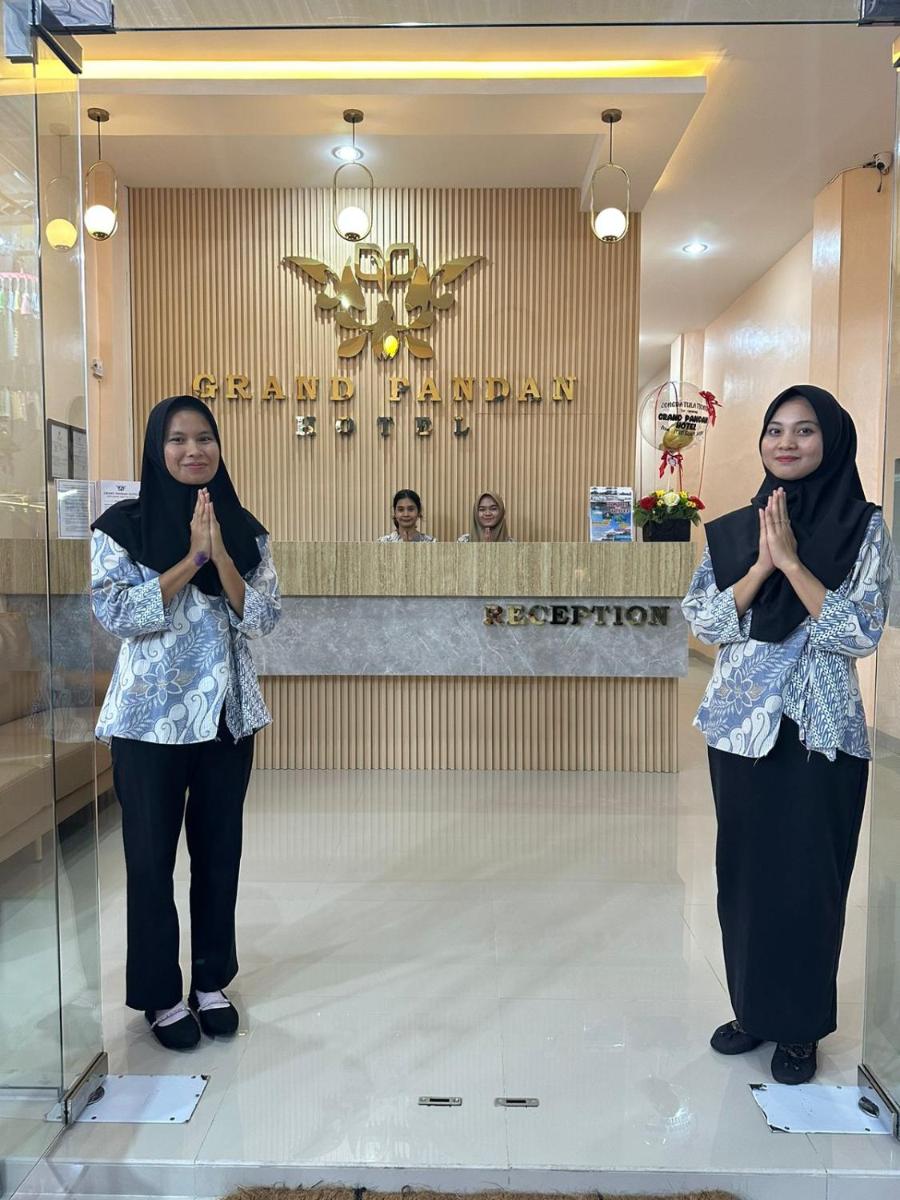 GRAND PANDAN HOTEL - Housity