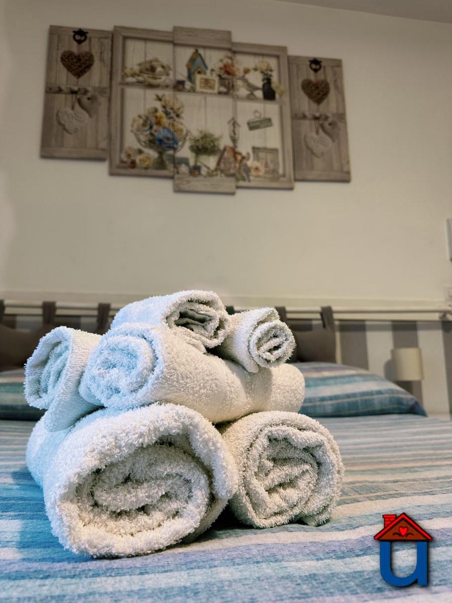 Guest House La Maddalena - Housity