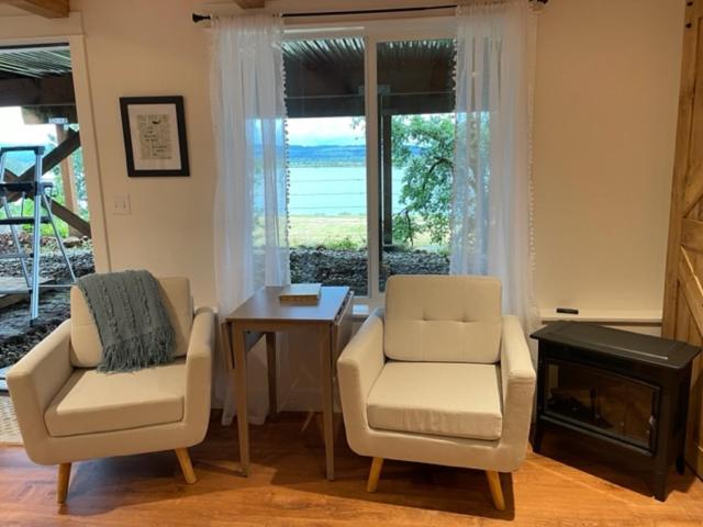 Columbia River Cliff House - Housity