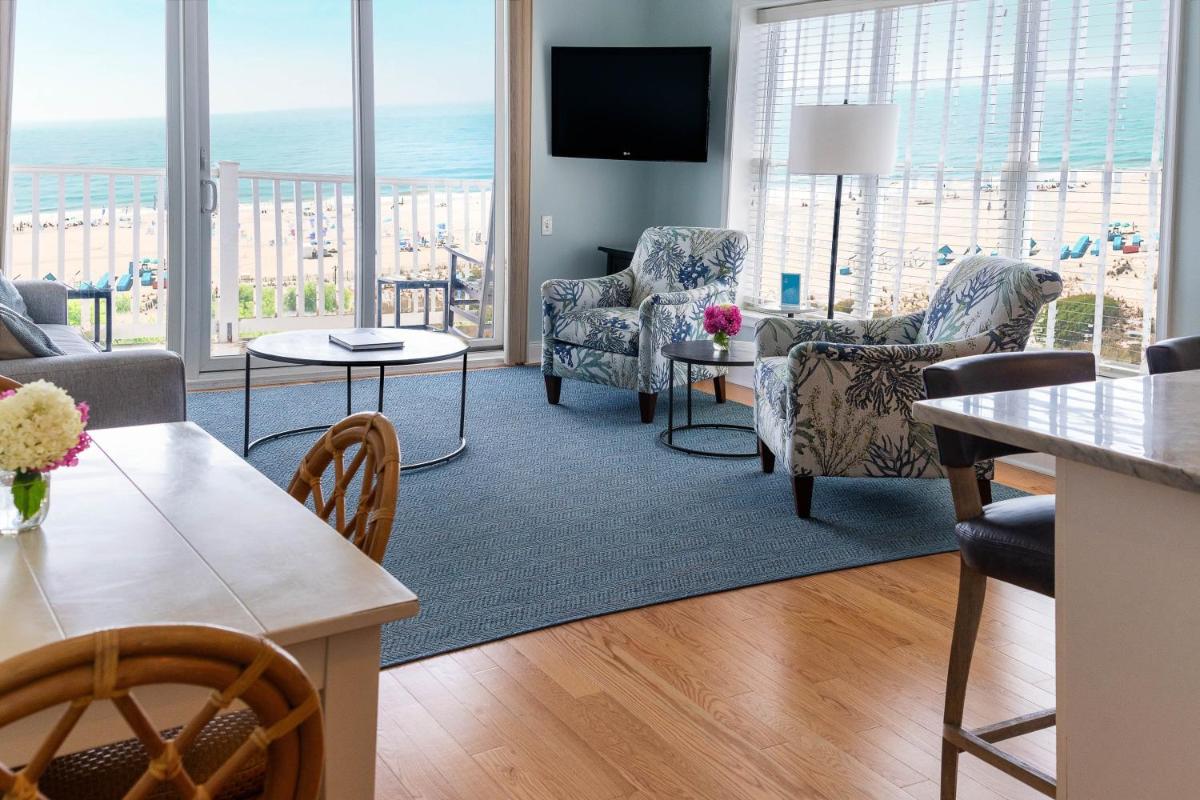 Sandpiper Beach Club - Housity