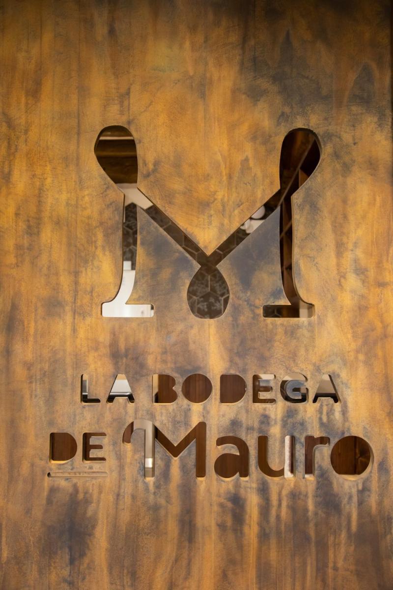 Certificado, premio, señal o documento que está expuesto en Hotel Spa Viña Real