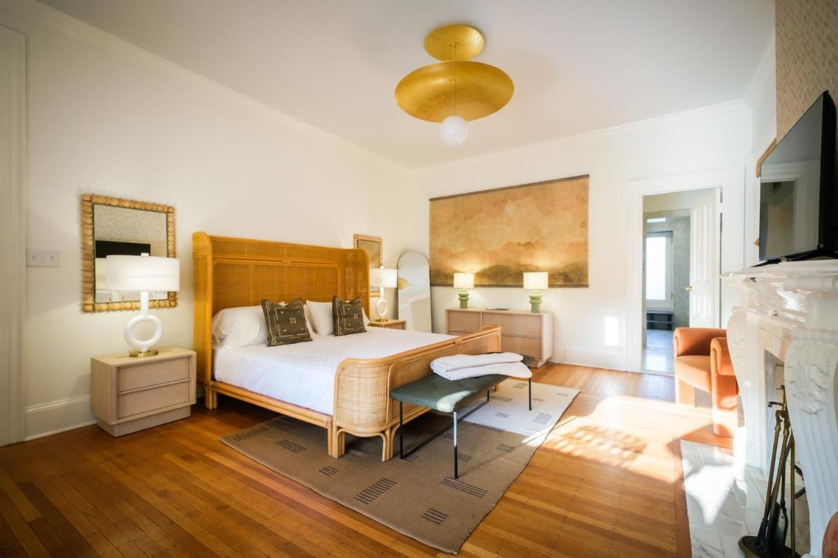 Swann House - Housity