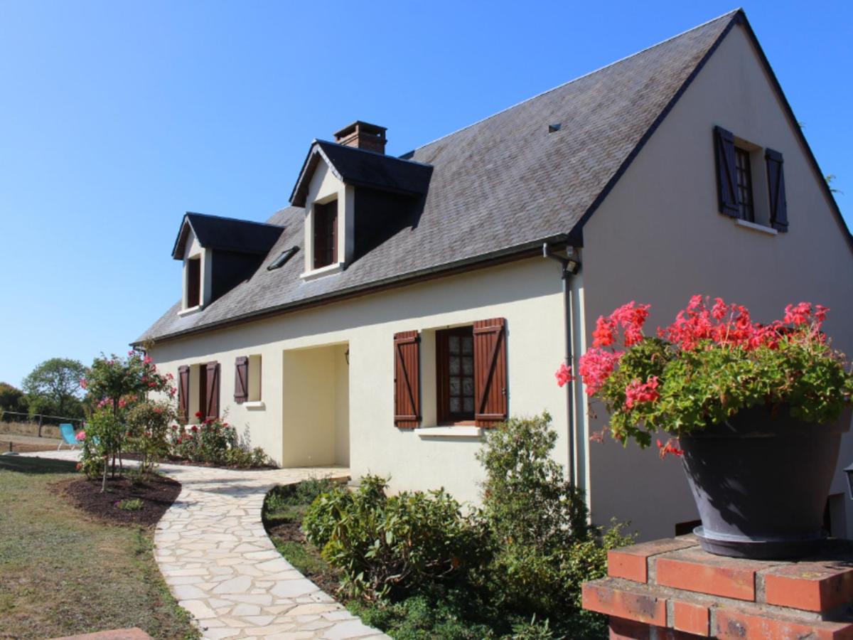 Grande Maison de Campagne avec Jardin Clôturé, Pétanque et Ping-Pong - Idéale Familles - FR-1-410-182 - Housity