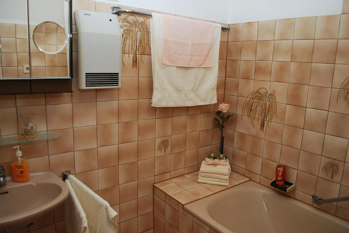 Hotel Waldschloss - Housity