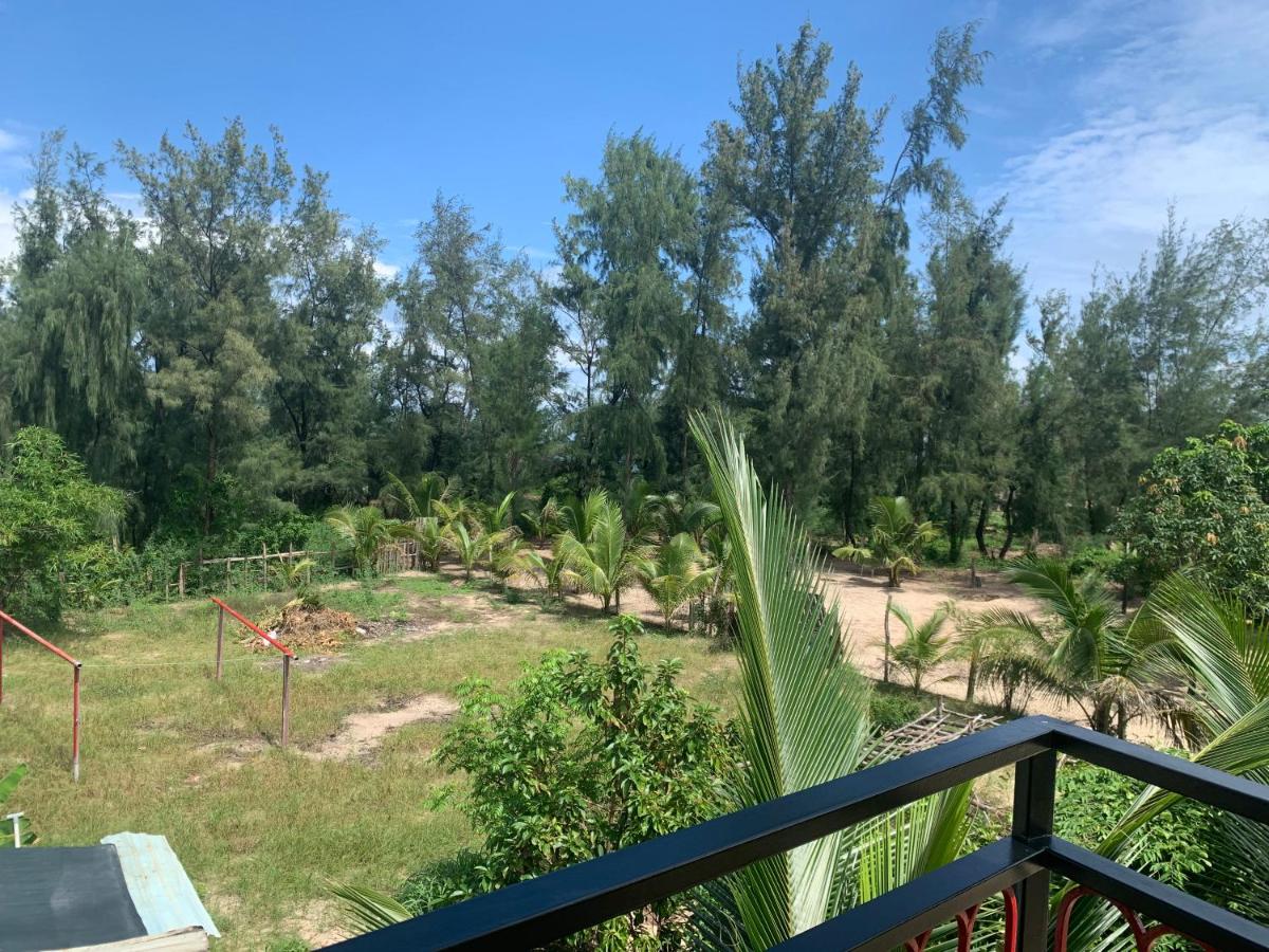 Peach House - Housity