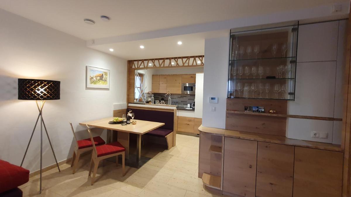 Living & Relax Resorts - Housity