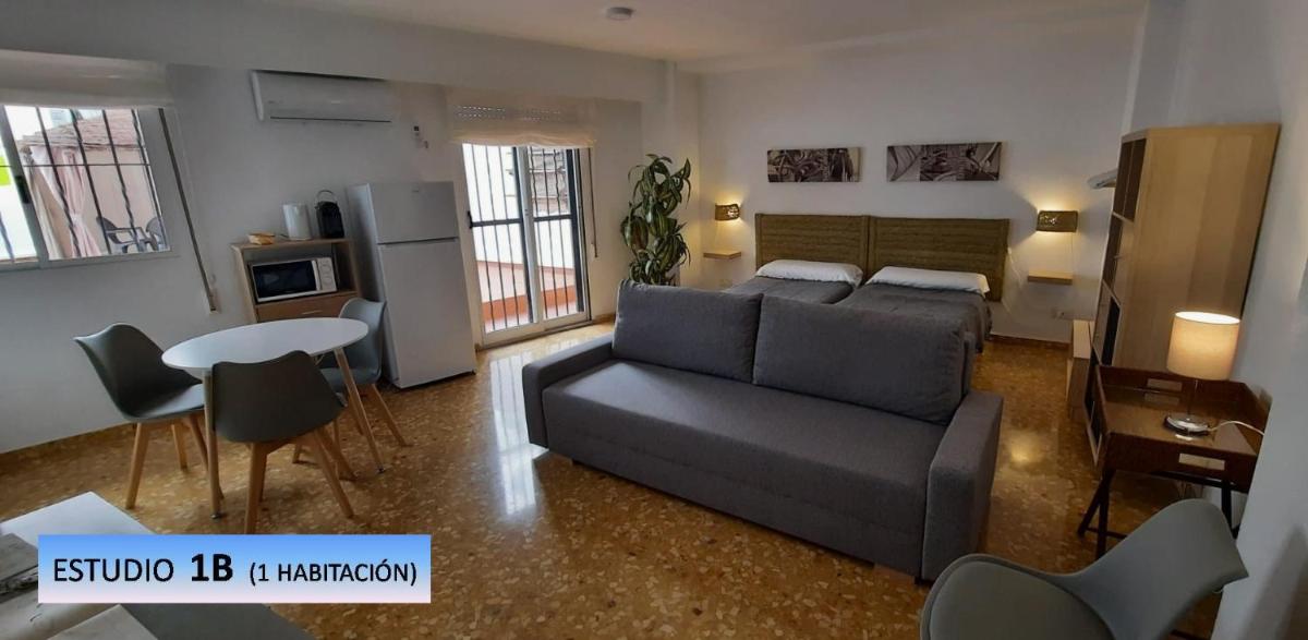 Landete Holidays by Zagal Apartments - Housity