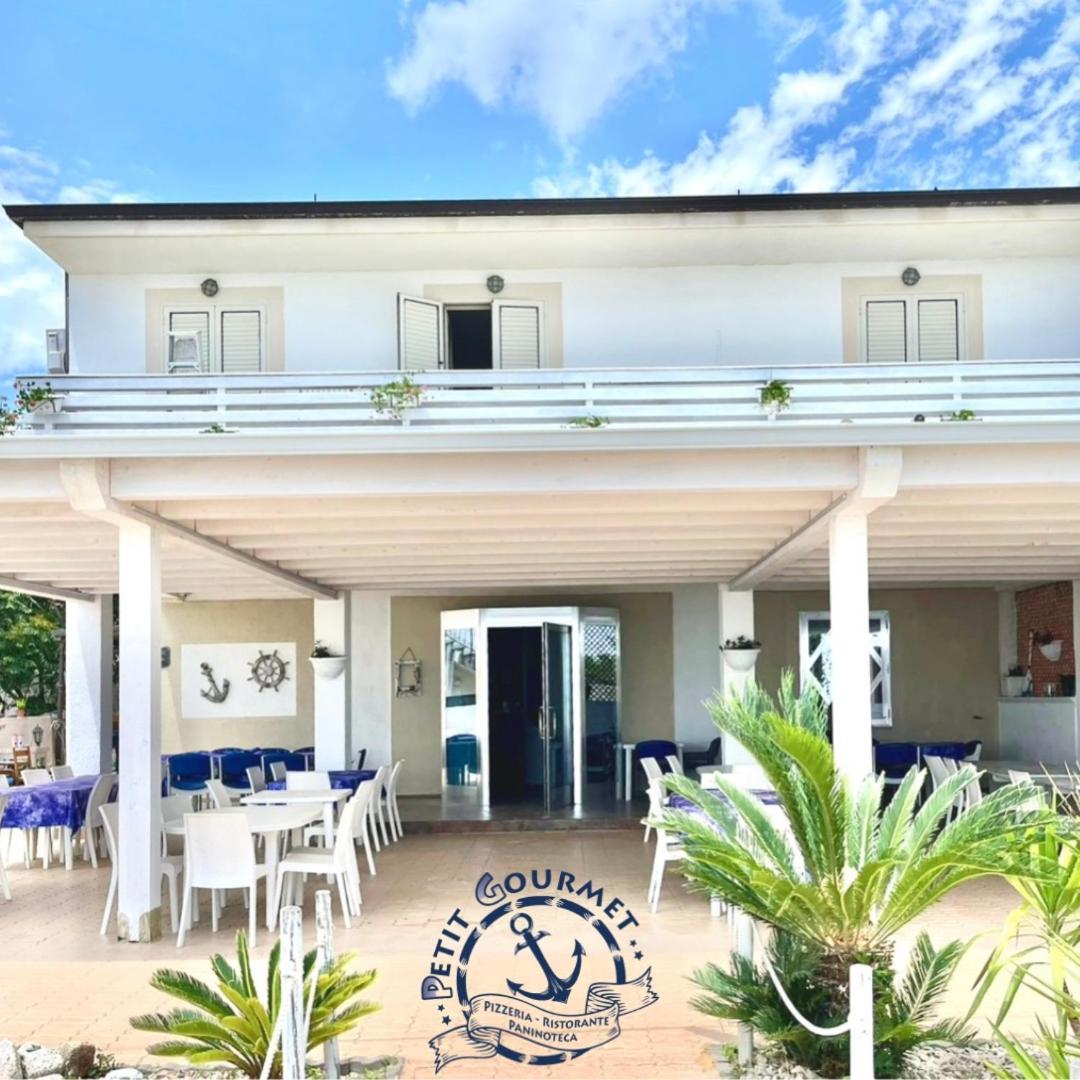 Petit gourmet - Housity