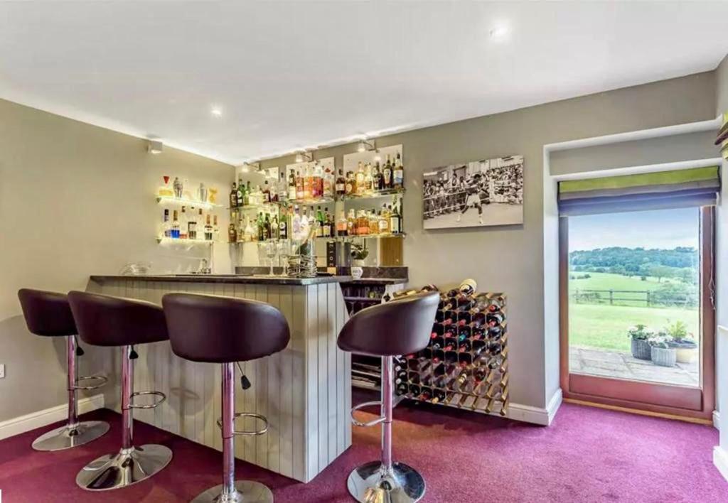 Booth House - Housity