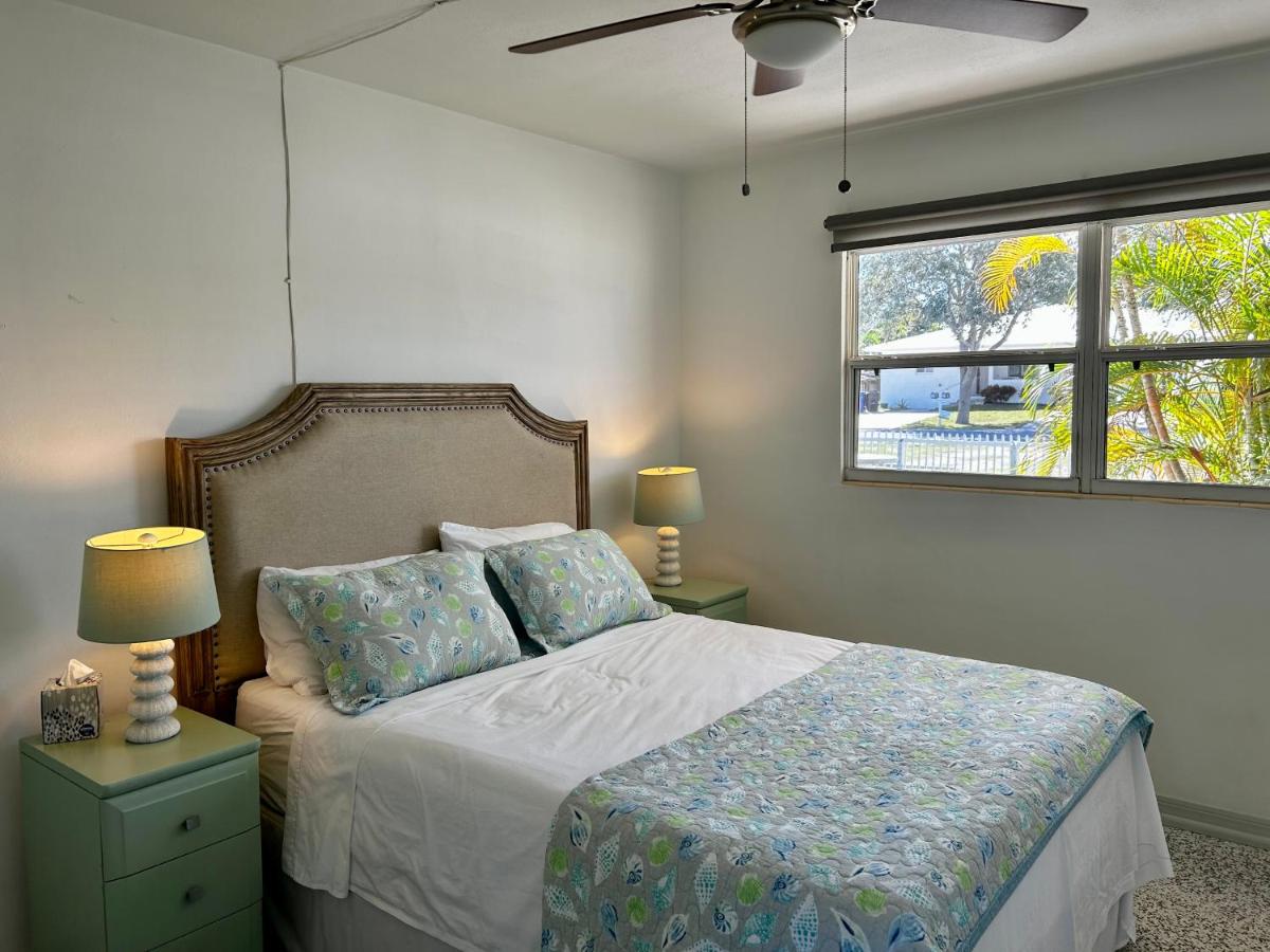 Casey Key Beach Rentals - Housity