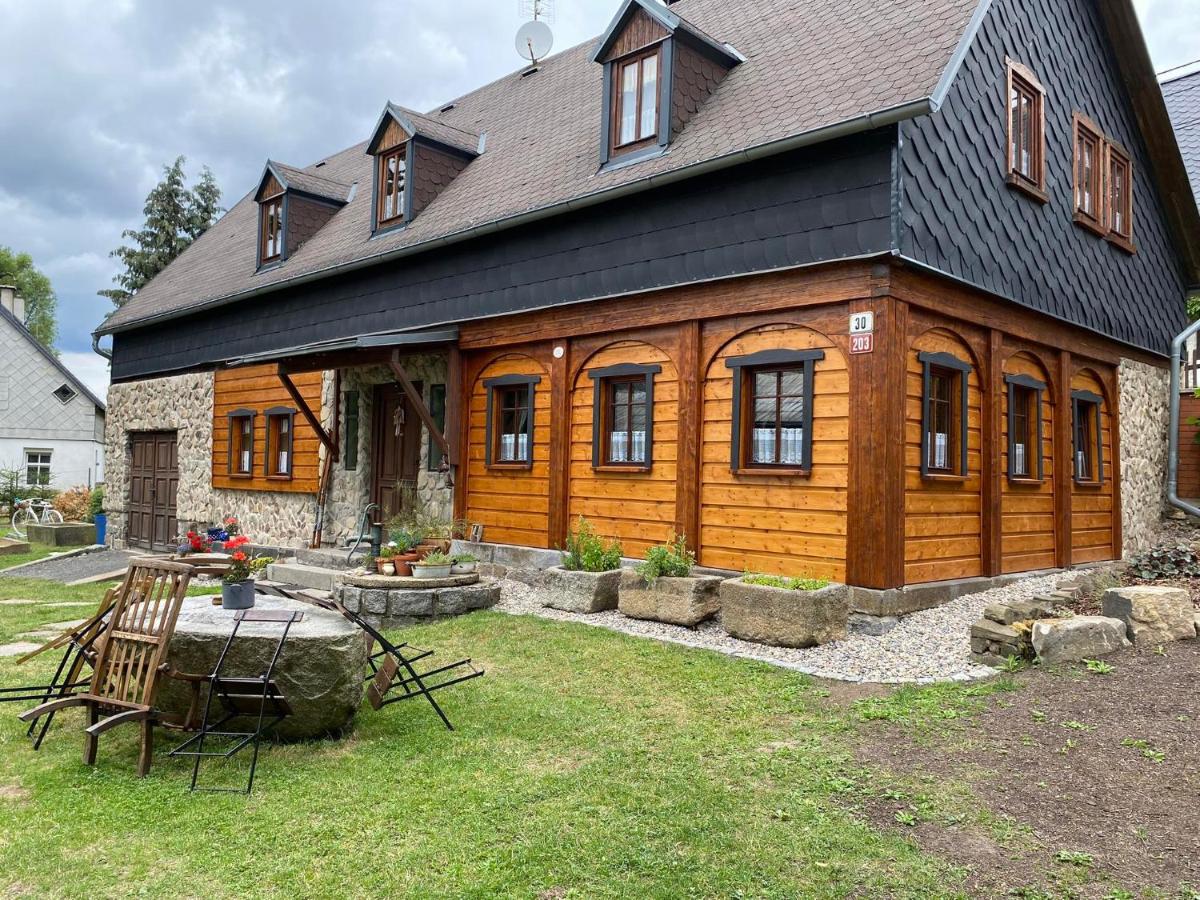 Chaloupka Království - Housity
