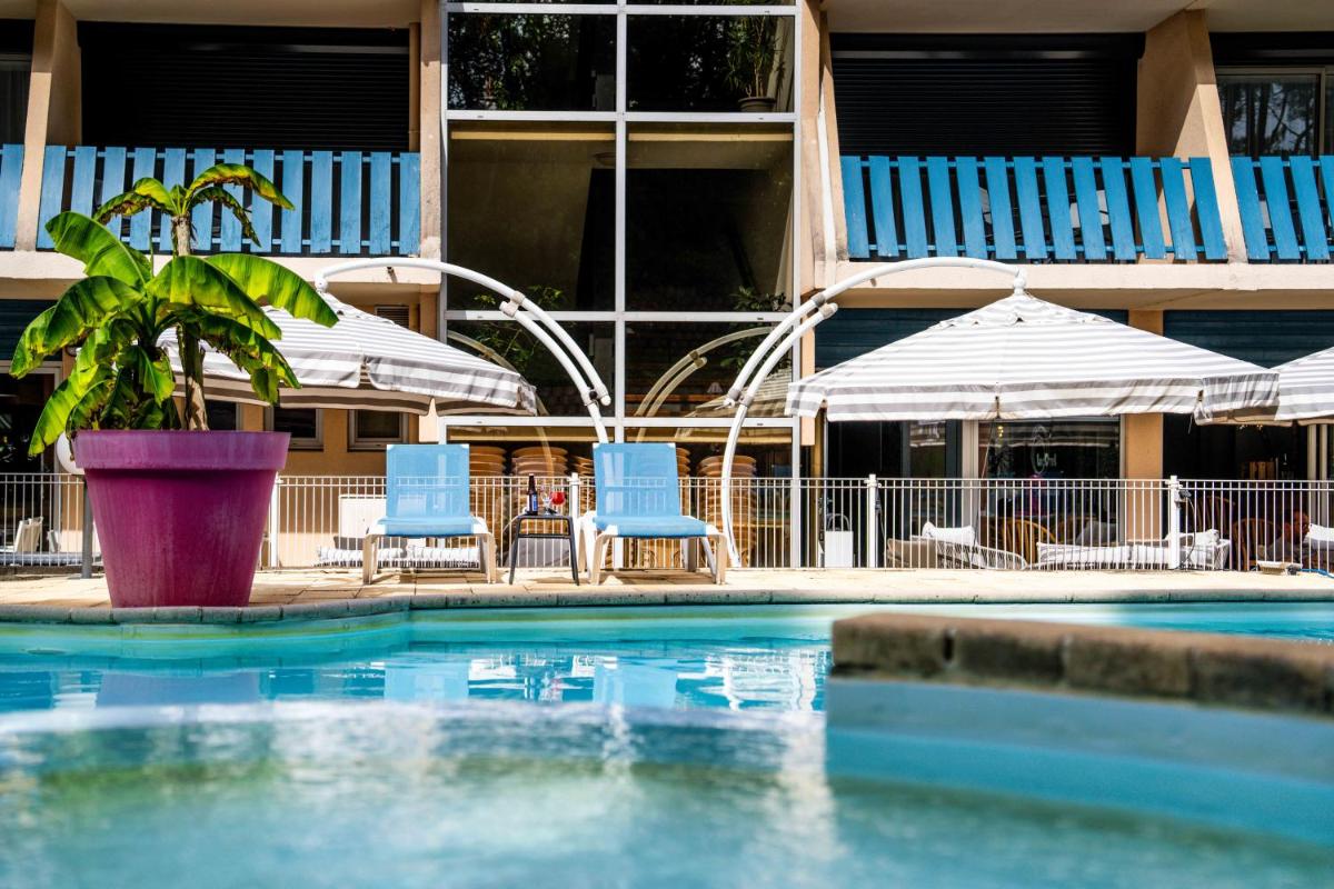 Hotel Logis Lacotel - Housity