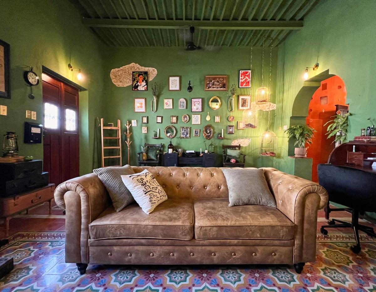 Kuka y Letras - Housity