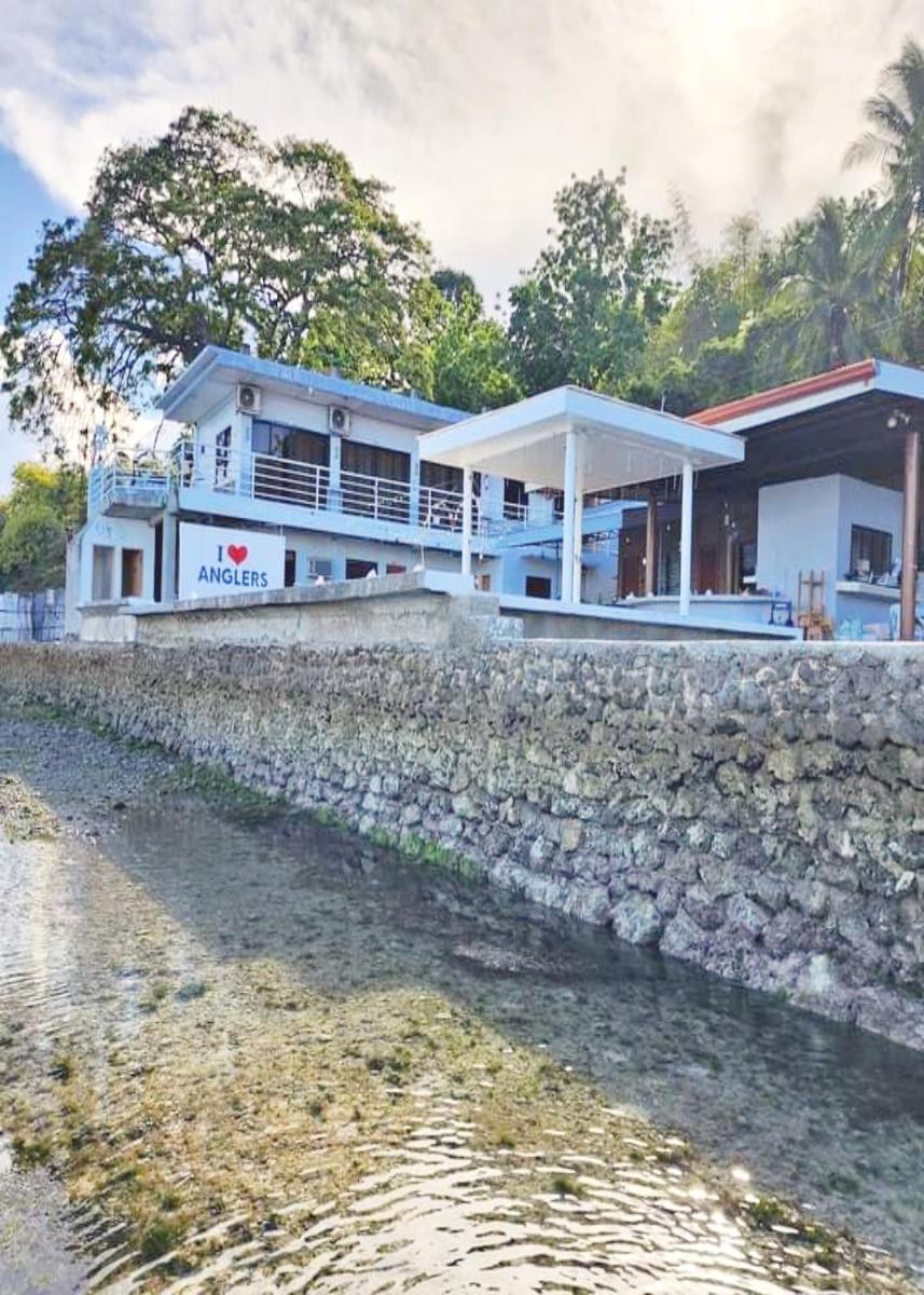 Angler's Hub &amp; Resort - Housity