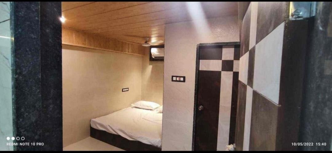 K k Royal Residency - Housity