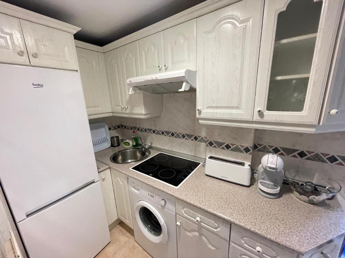 Apartamento Reyes de España / Free Parking & Wi Fi - Hizvo