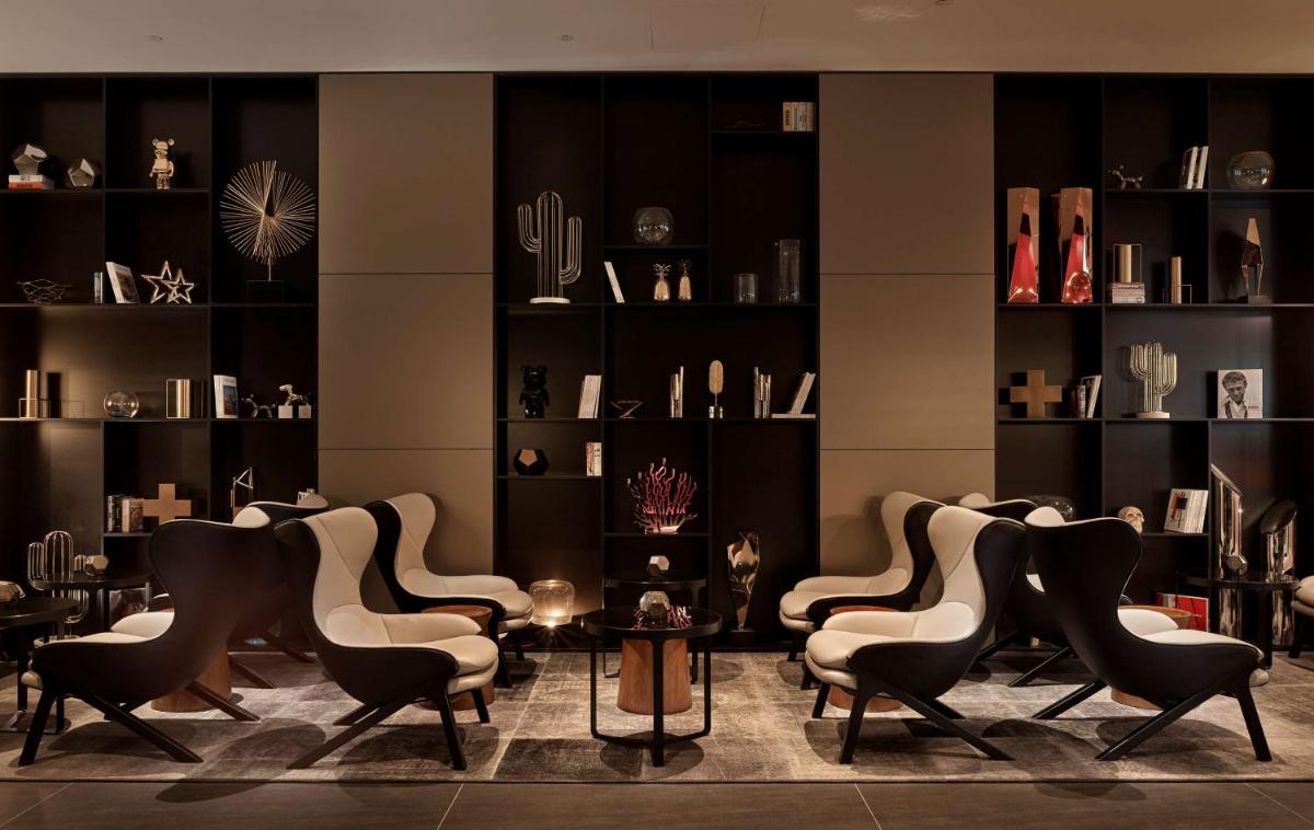Park Plaza London Riverbank - Housity