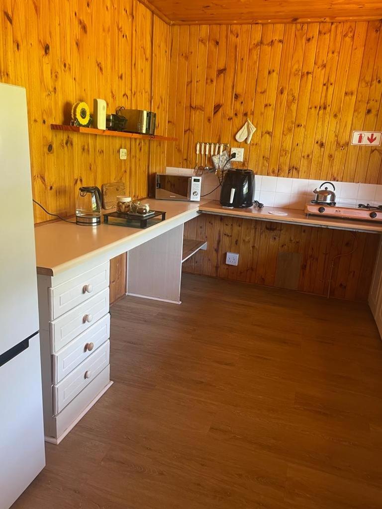 Hoopoe log cabin - Housity