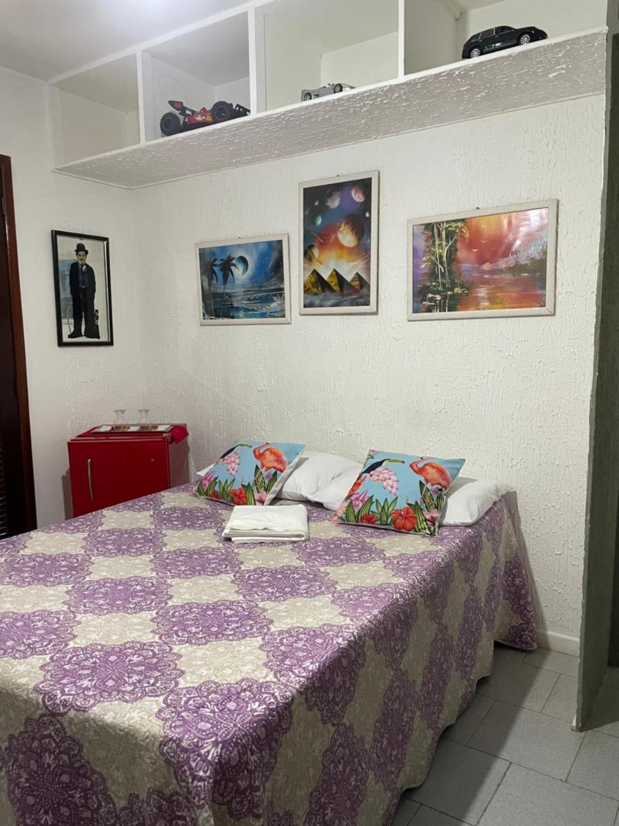 Suíte com varanda vista piscina - Housity