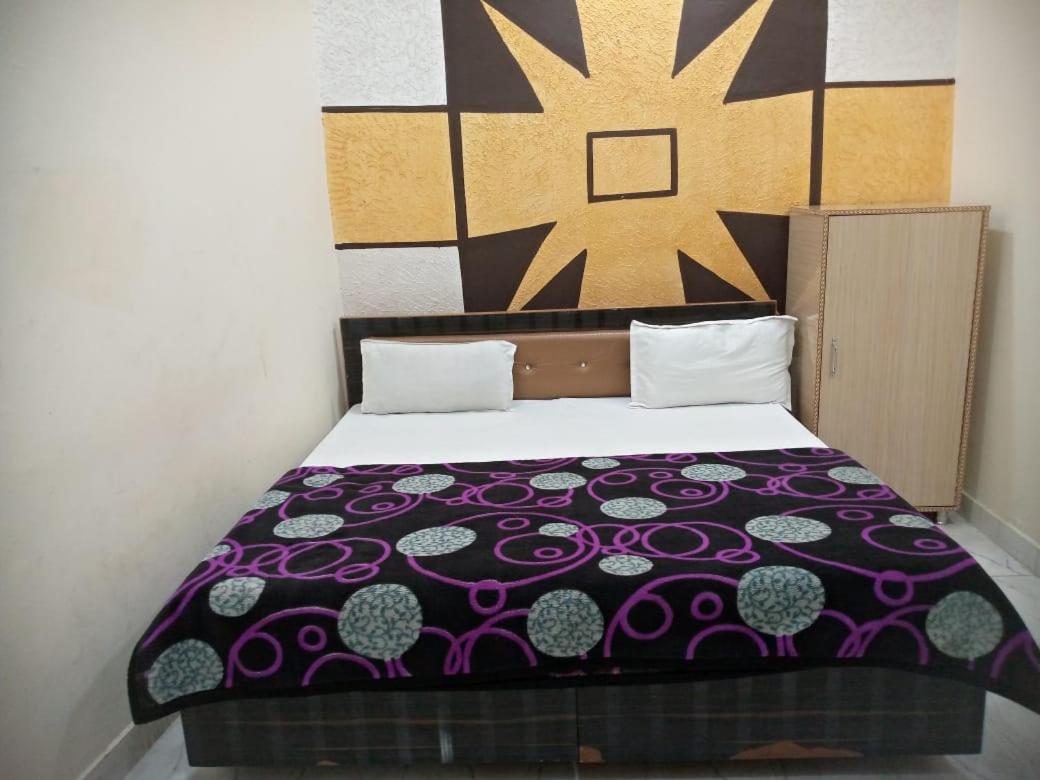 Shri Ganpati Guest House - Housity