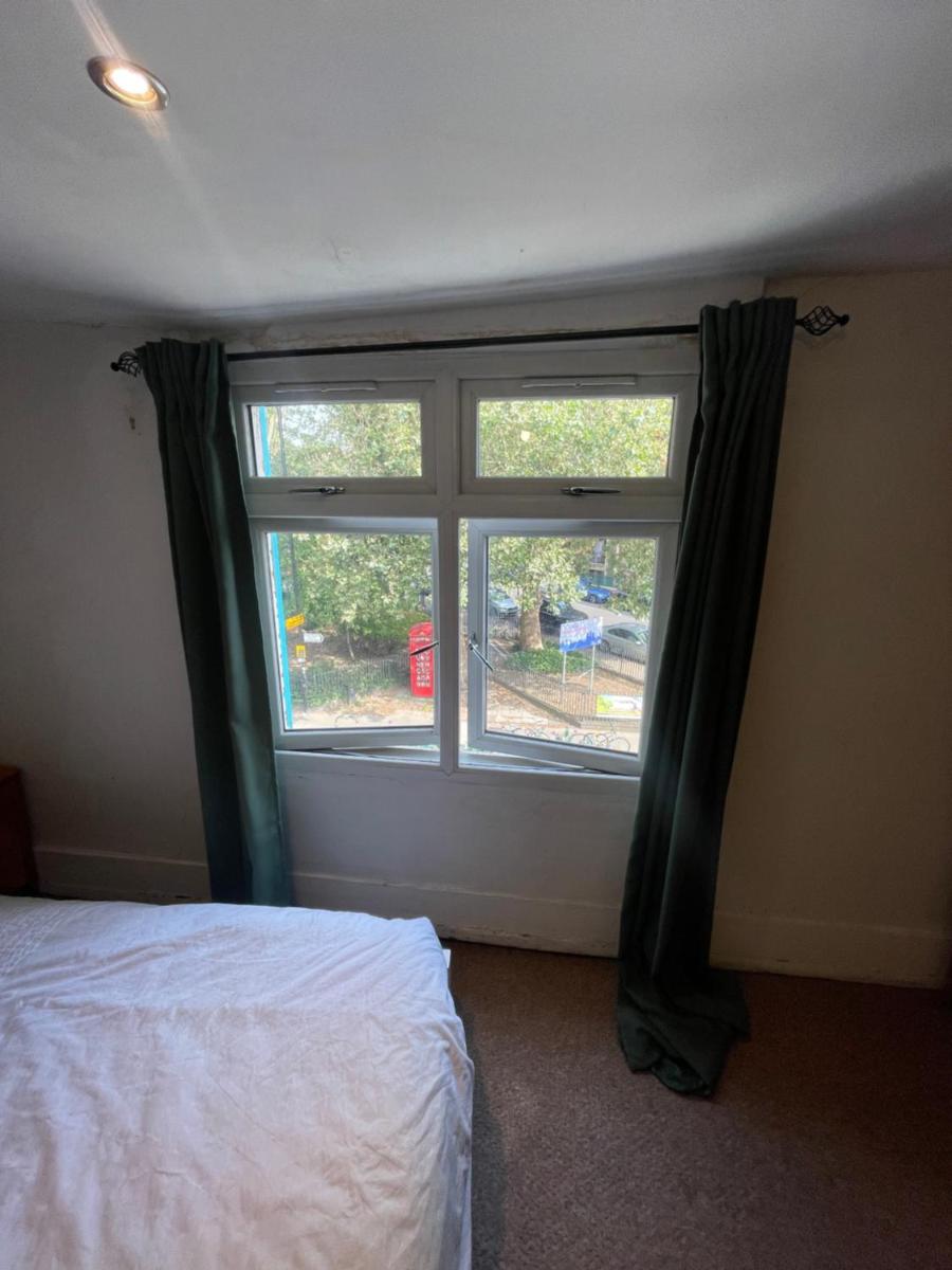 Private Double Room - Housity