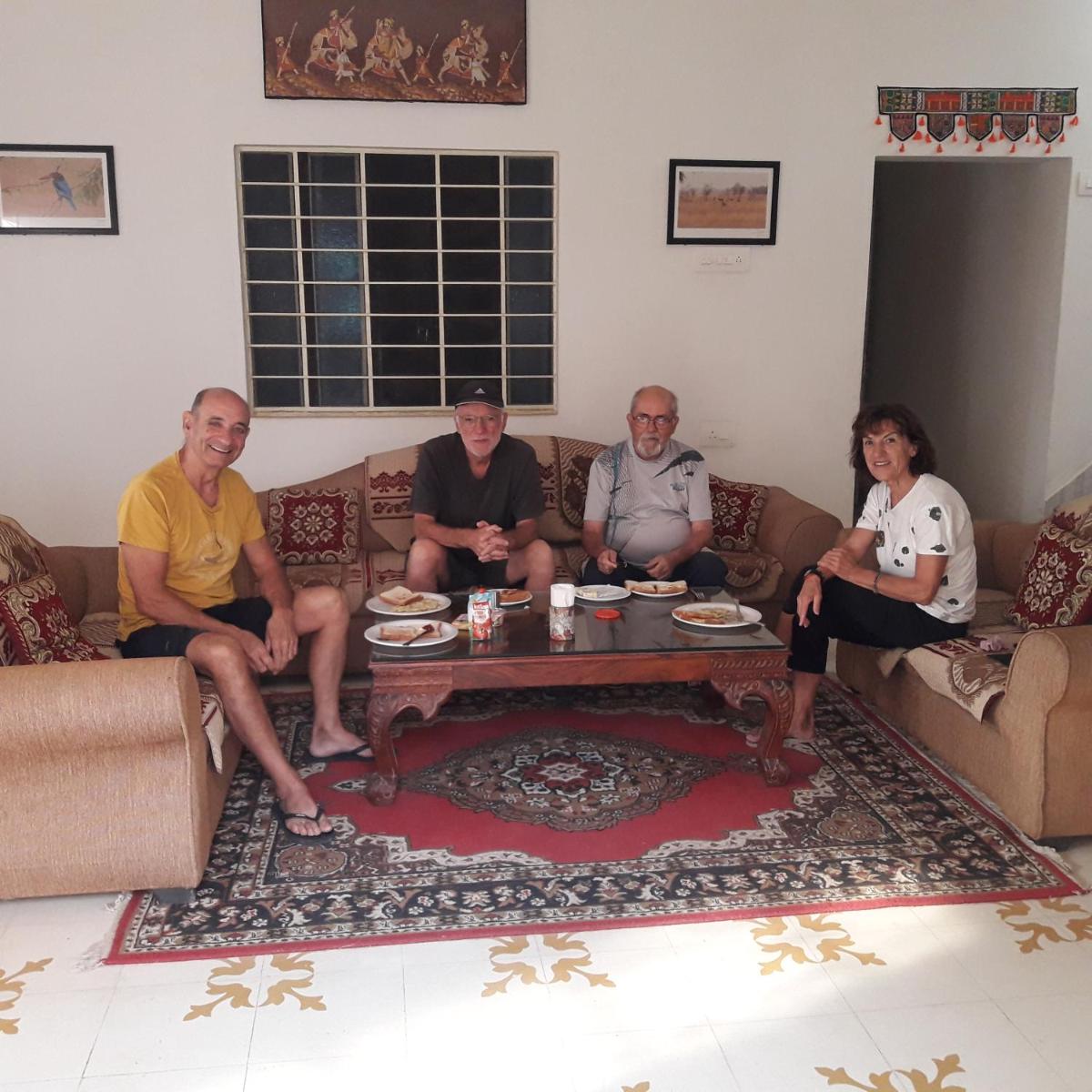 Suitetrails - Desert Sun Homestay