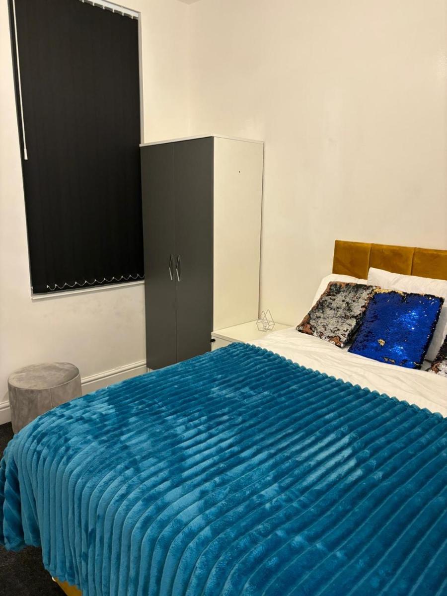 Manchester B&B - Housity