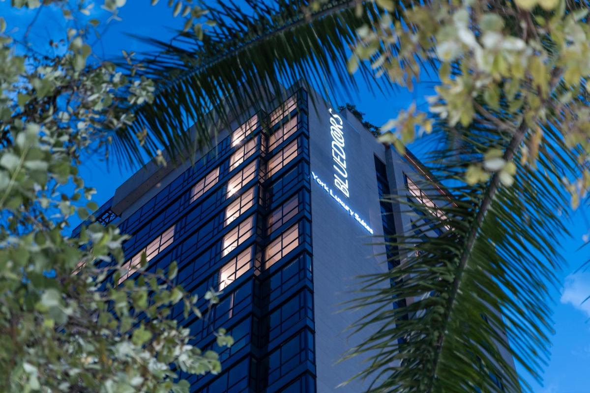 Suitetrails - Hotel York Luxury Suites Medellin by Preferred