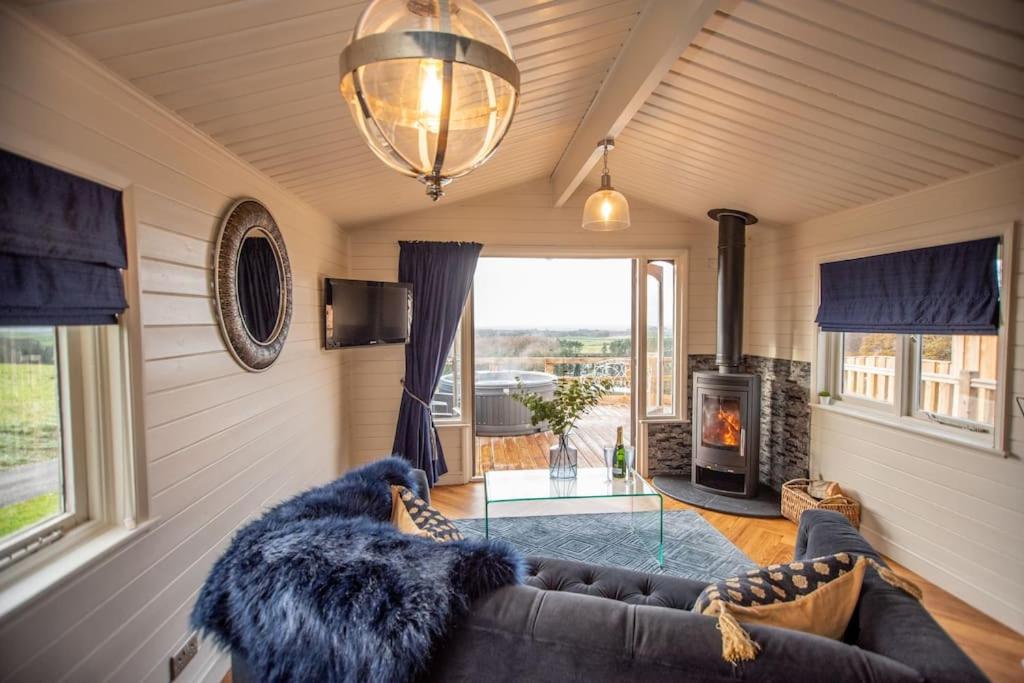 Kekaroka Lodge, Tottergill Farm - Housity