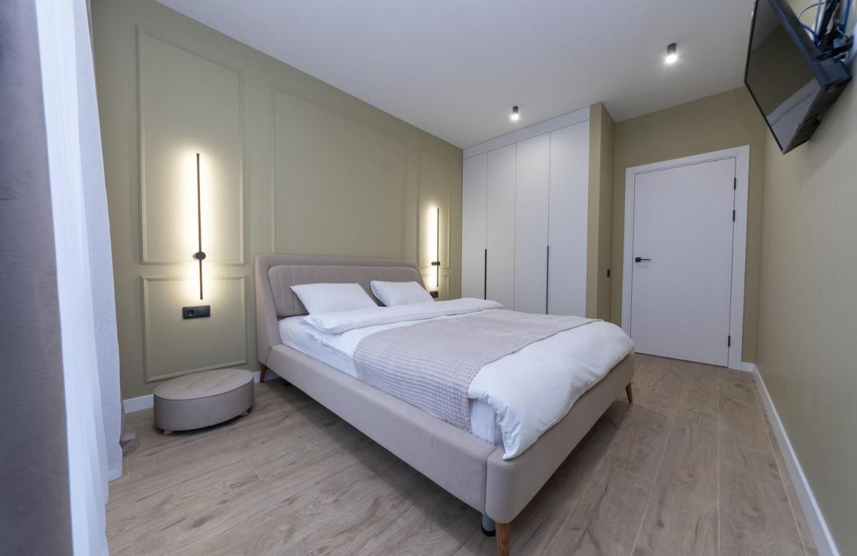 Luxury apartment near metro station Osokorky - Housity