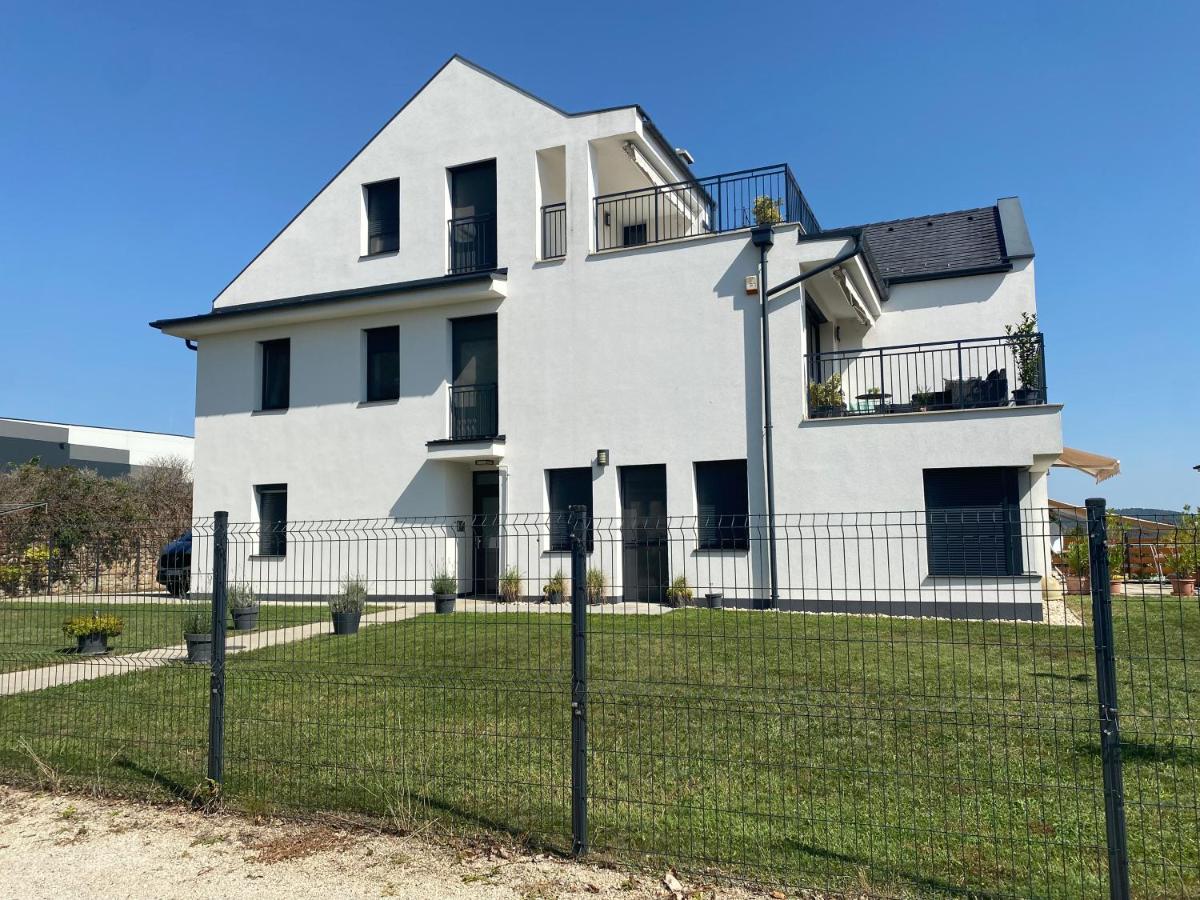 NEST2 Apartments - Housity