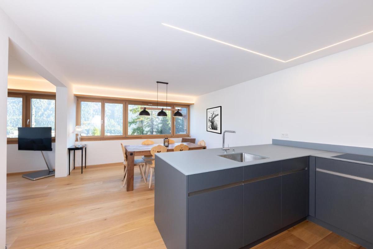 New! Exclusive Apartment 3min to Chantarella Bahn - Housity