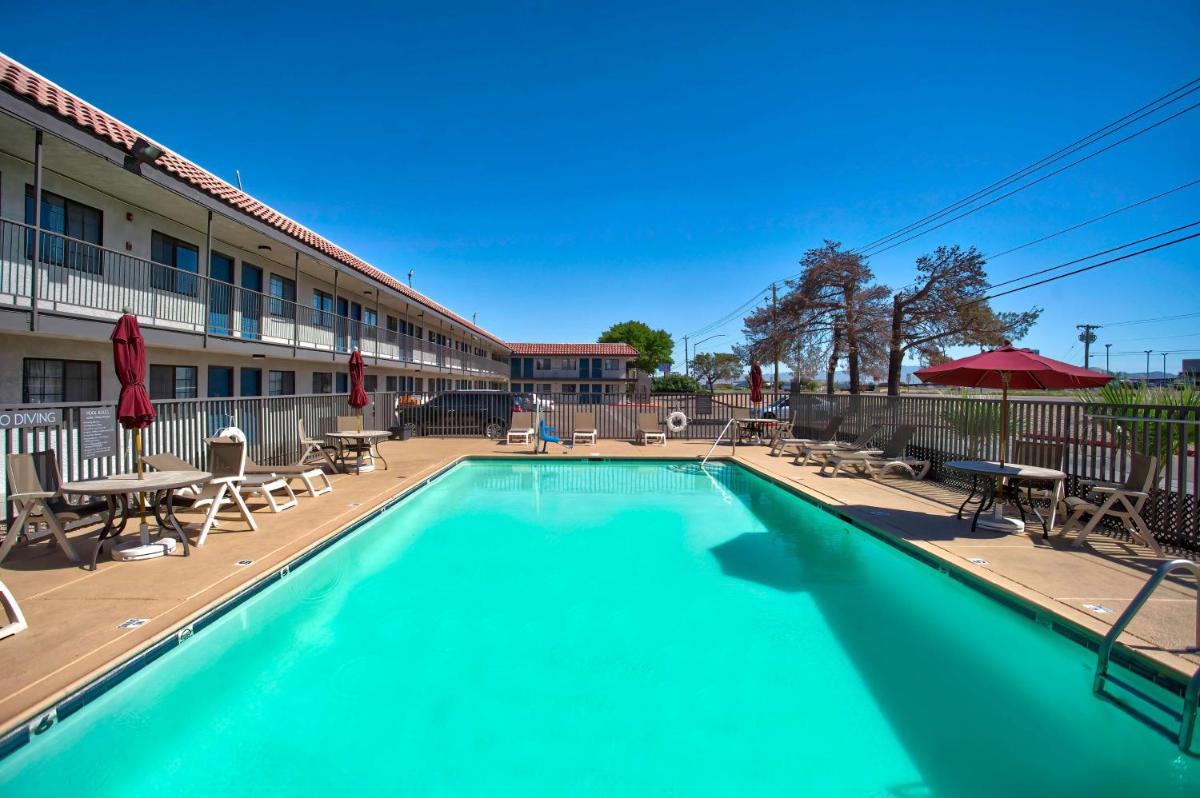 Motel 6-Kingman, AZ - Route 66 East - Housity