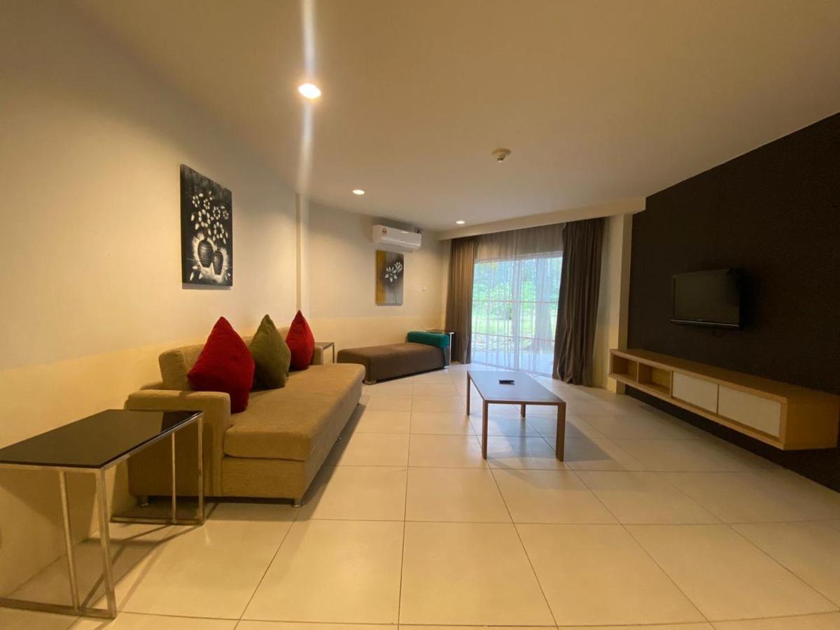 Century Langkasuka Resort Langkawi - Housity