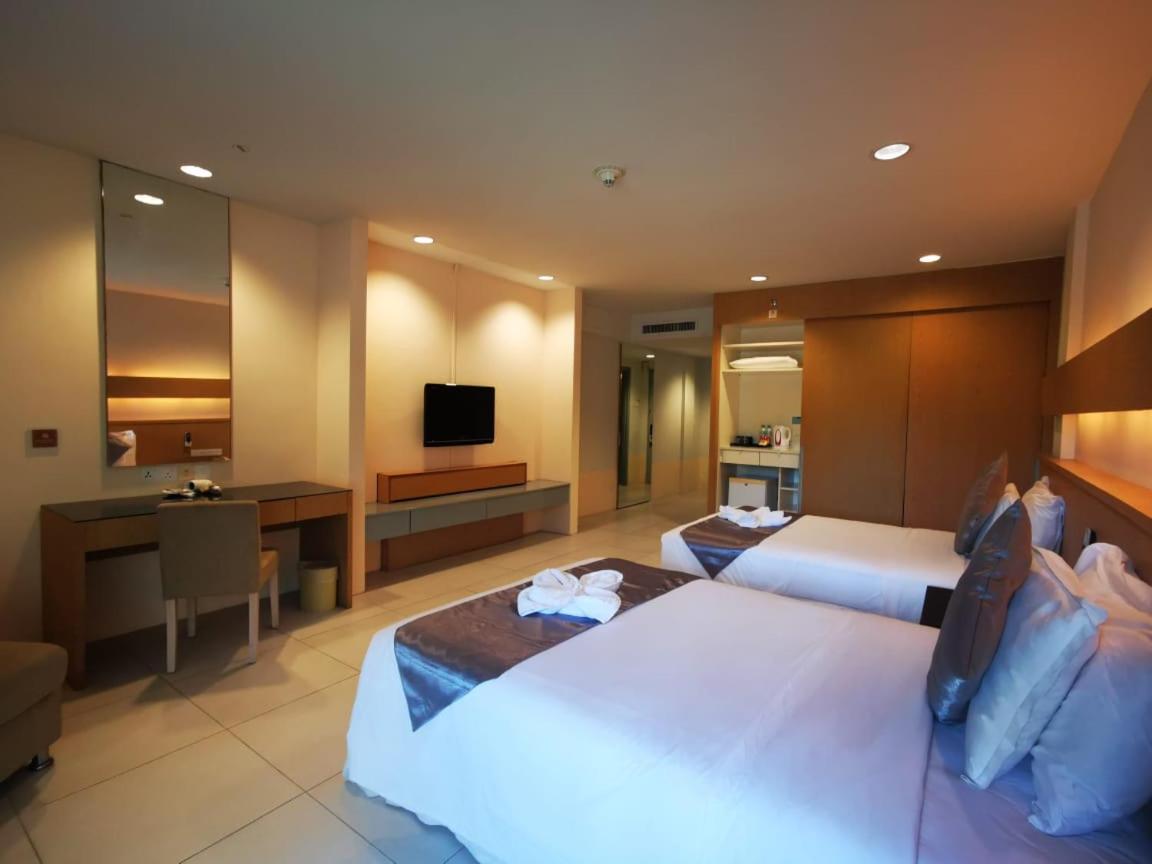 Century Langkasuka Resort Langkawi - Housity