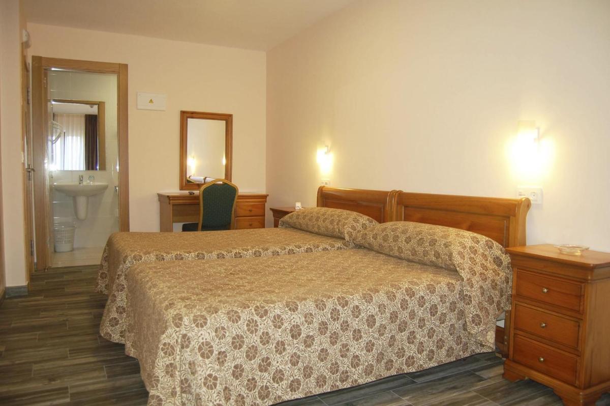 Hotel Lupa - Housity