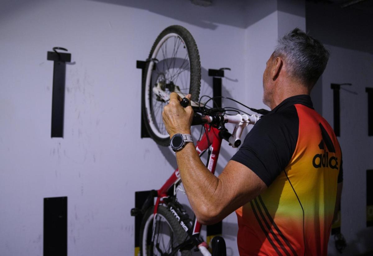 Montar en bicicleta en Hotel Spa Villalba o alrededores