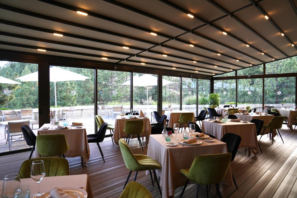 Un restaurante o sitio para comer en Hotel Spa Villalba