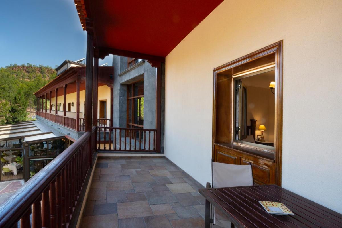 Un balcón o terraza de Hotel Spa Villalba