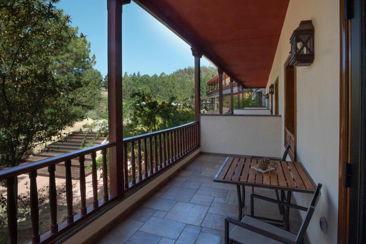 Un balcón o terraza de Hotel Spa Villalba