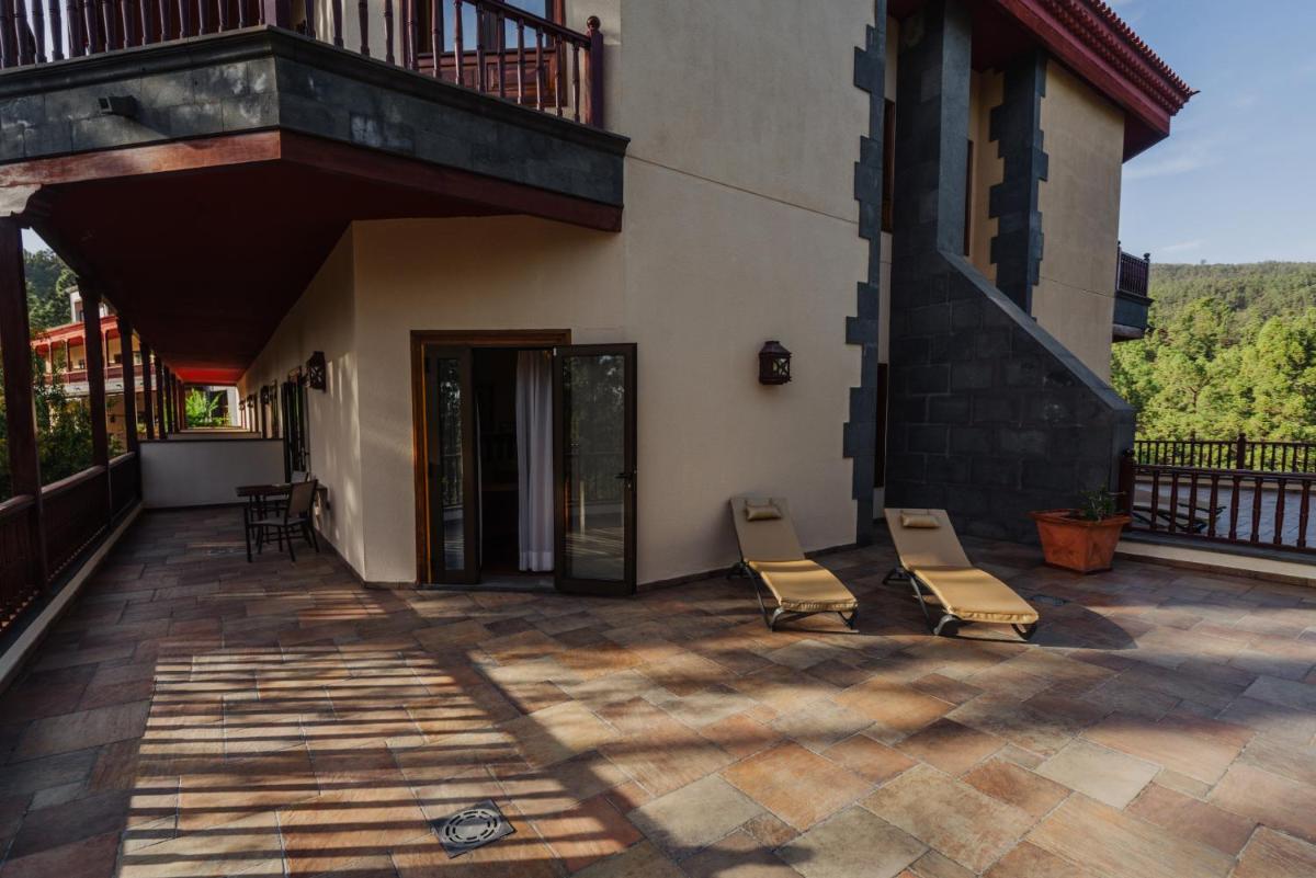 Un balcón o terraza de Hotel Spa Villalba