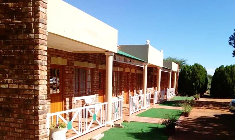 Camelot Estate Lodging - Housity