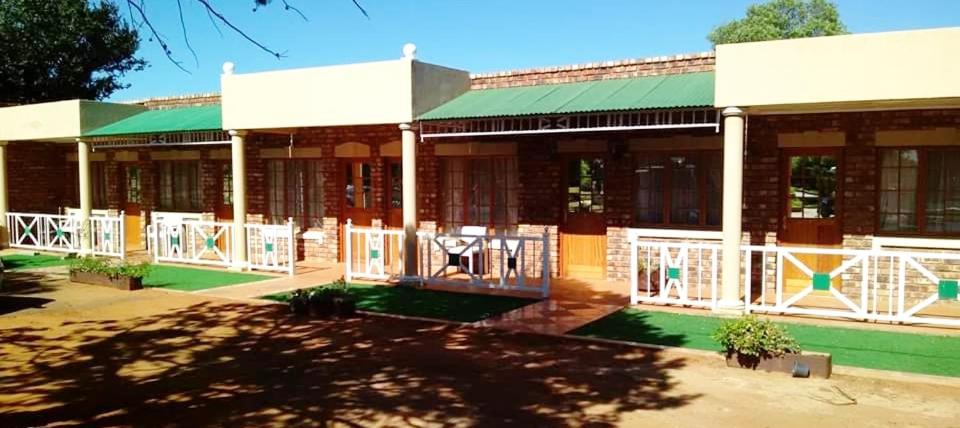 Camelot Estate Lodging - Housity