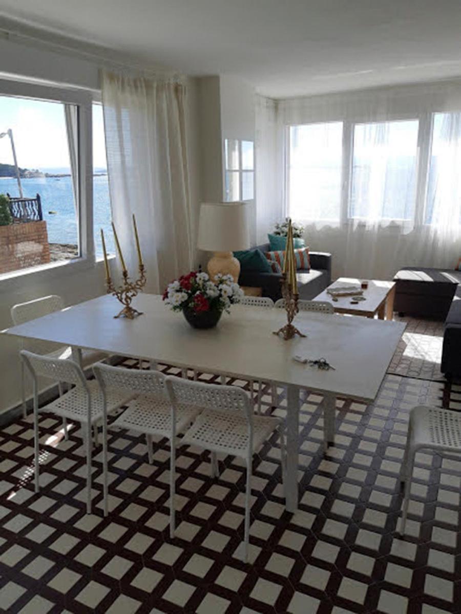 Apartamento frente al mar Playa de Coroso Ribeira - Housity
